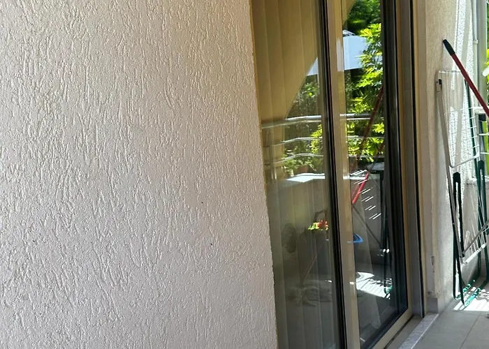 With Self Check-in Appartement Tirana